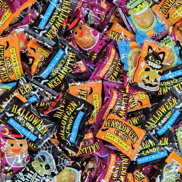 【牧場エリアイベント！】

🎃👣ハロウィンキーワードラリー開催中👣🎃 

牧場エリアをお散歩しながら、動物たちのことが学べるPOPを探してみよう！🐄🐐🐑 

POPにはキーワードが書いてあるよ📝✨ 

全部集めたら、エサ売り場のスタッフに伝えてね！ 

がんばったキミには…ハロウィンキャンディをプレゼント🍬🎁

秋の風を感じながら、動物たちとふれあって、楽しく学べる🌾🍂 

家族みんなで参加してくださいね〜！

#こもれび森のイバライド 
#イバライド
#茨城県 
#ハロウィンイベント 
#牧場で学ぼう 
#キーワードラリー 
#動物だいすき 
#秋のおでかけ 
#ファミリーイベント 
#キャンディゲットだぜ