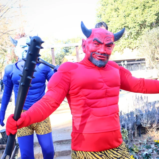 【節分豆まき鬼退治】🎉👹

無事に2日間のスケジュールが終了しました！✨今回も、大盛況で終わることが出来ました👏

ご参加いただきました皆様、ありがとうございました！💖

鬼の2人も、みんなから豆をぶつけられて、すっかり戦意を喪失し、改心して帰っていきました。👹💨

また会える日まで！🌟

#こもれび森のイバライド #イバライド #茨城県 #節分 #イベント #無料イベント #無事終了